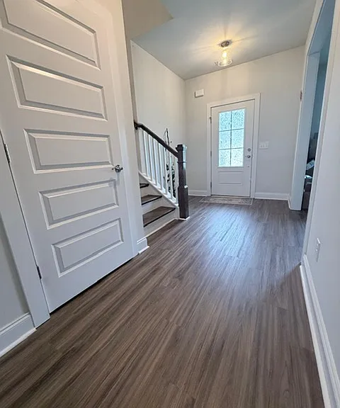 835 Chalkstone Ln — Photo 2
