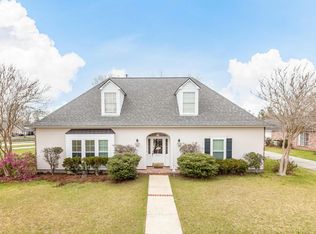 12505 Lake Lamond Ave, Baton Rouge, LA 70816