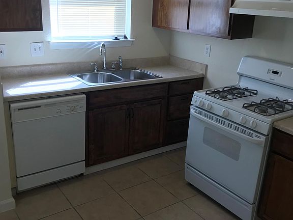 4th image of 10731 Kentington Oak Dr