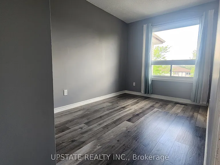 217 Kingswood Dr — Photo 13