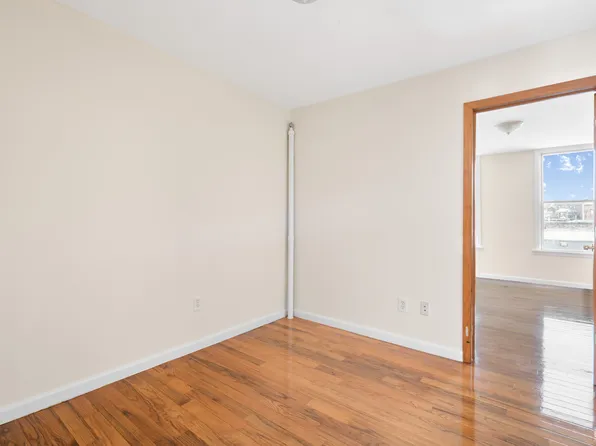 238 26th Street image 9 of 12