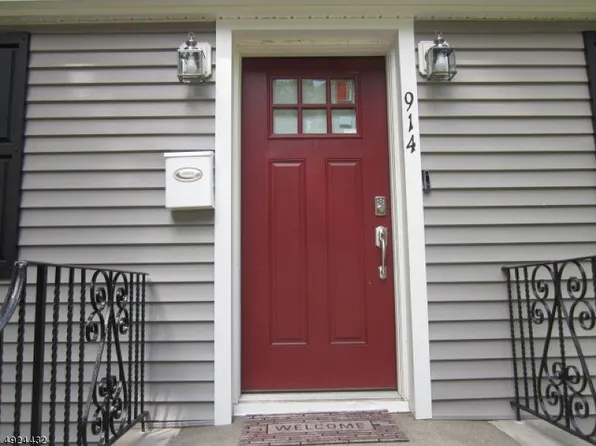 914 Oak St, Roselle Boro, NJ 07203