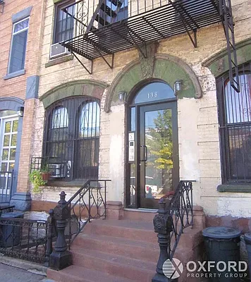 Rented by Oxford Property Group | media 21