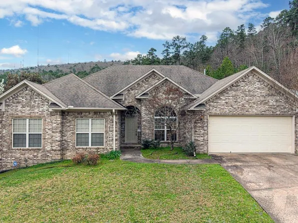 16 Clervaux Dr, Little Rock, AR 72223