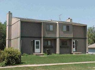 4007 Heritage Rd, Cedar Falls, IA 50613