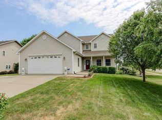 1100 20th St, Baraboo, WI 53913