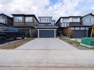 3315 Kulay Way SW, Edmonton, AB T6W5E7