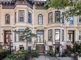 422 Bay Ridge Pkwy, Brooklyn, NY 11209