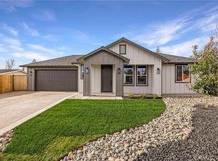 5747 Pearl Dr, Paradise, CA 95969