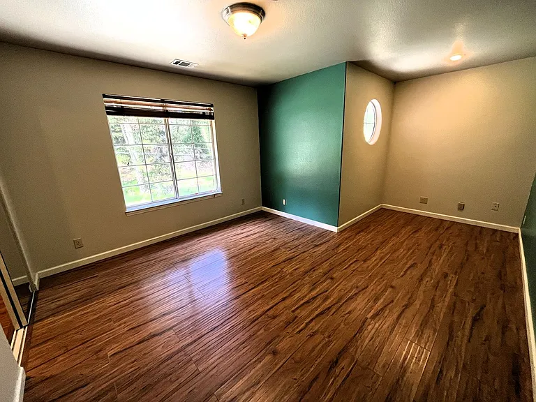 7025 London Dr — Photo 14