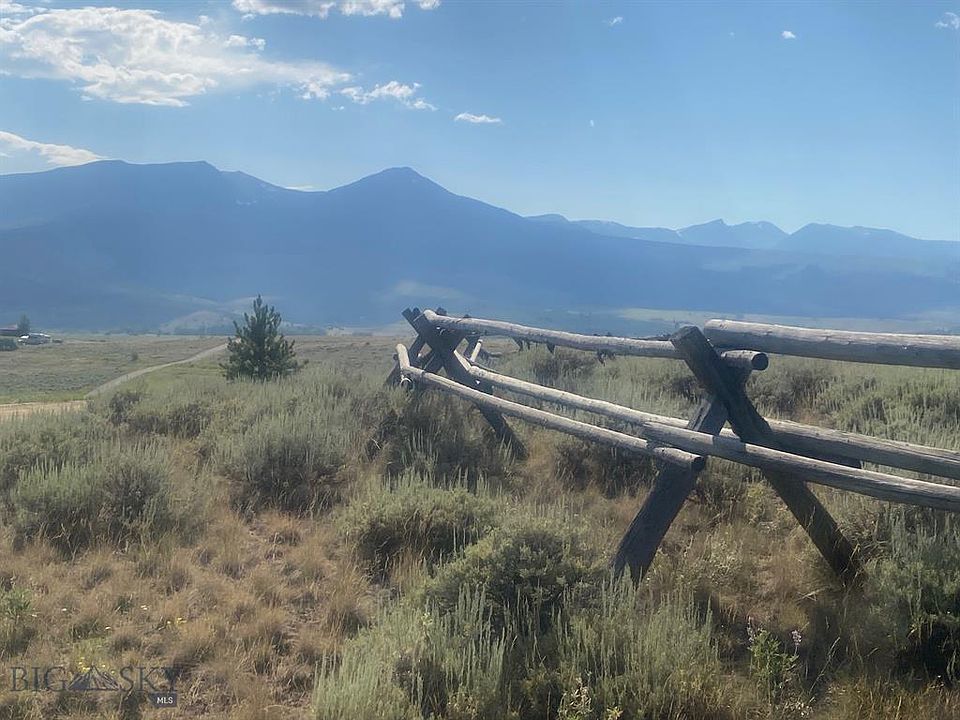 1st image of Golden Eagle Dr N