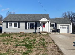 629 E Yerby St, Marshall, MO 65340