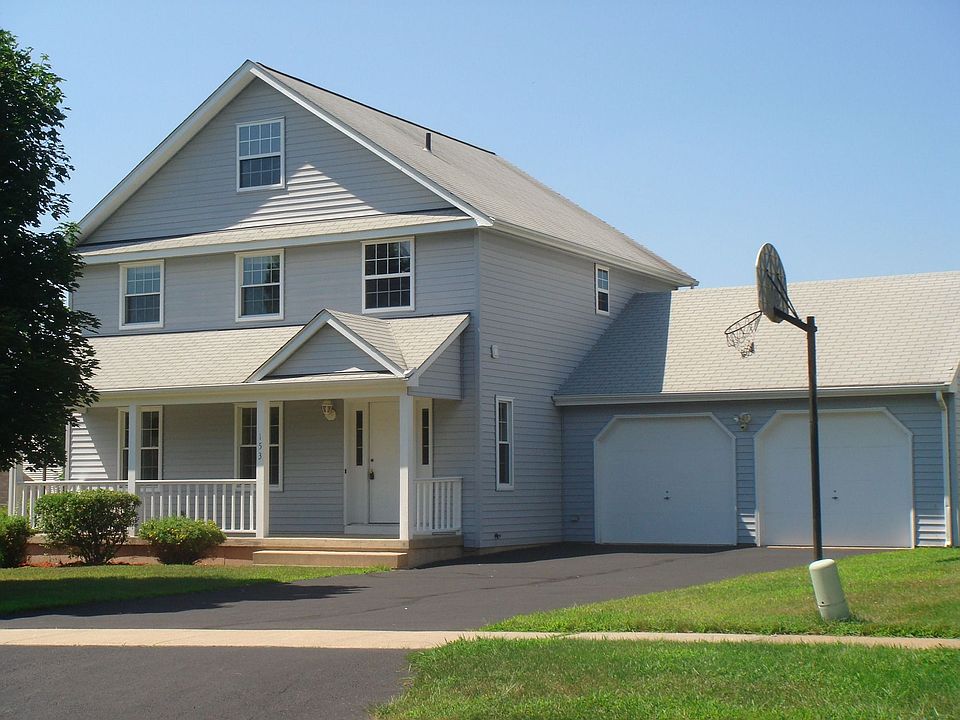 Exterior Front View