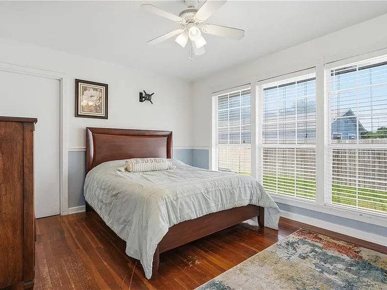 651 W Wilson Ave — Photo 7
