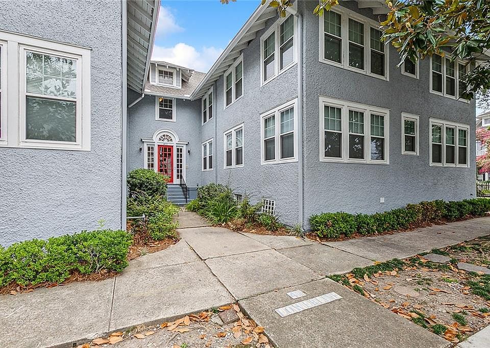 1st image of 411 Lowerline St APT B