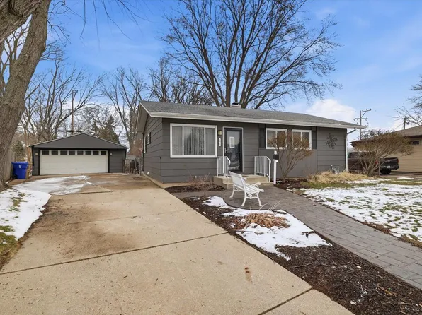 1902 84th STREET, Kenosha, WI 53143