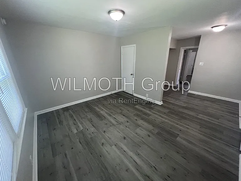 614 N Moreland Ave — Photo 4
