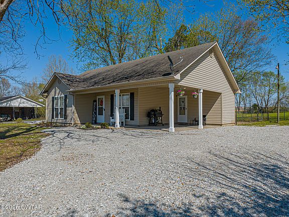 5th image of 916 Landfill Rd