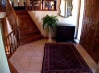 14901 Wychewood Rd, Minnetonka, MN 55345