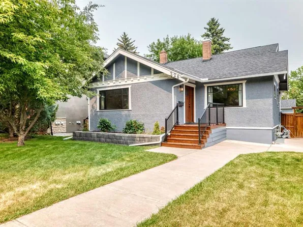226 S Superior Ave SW, Calgary, AB T3C 2H9