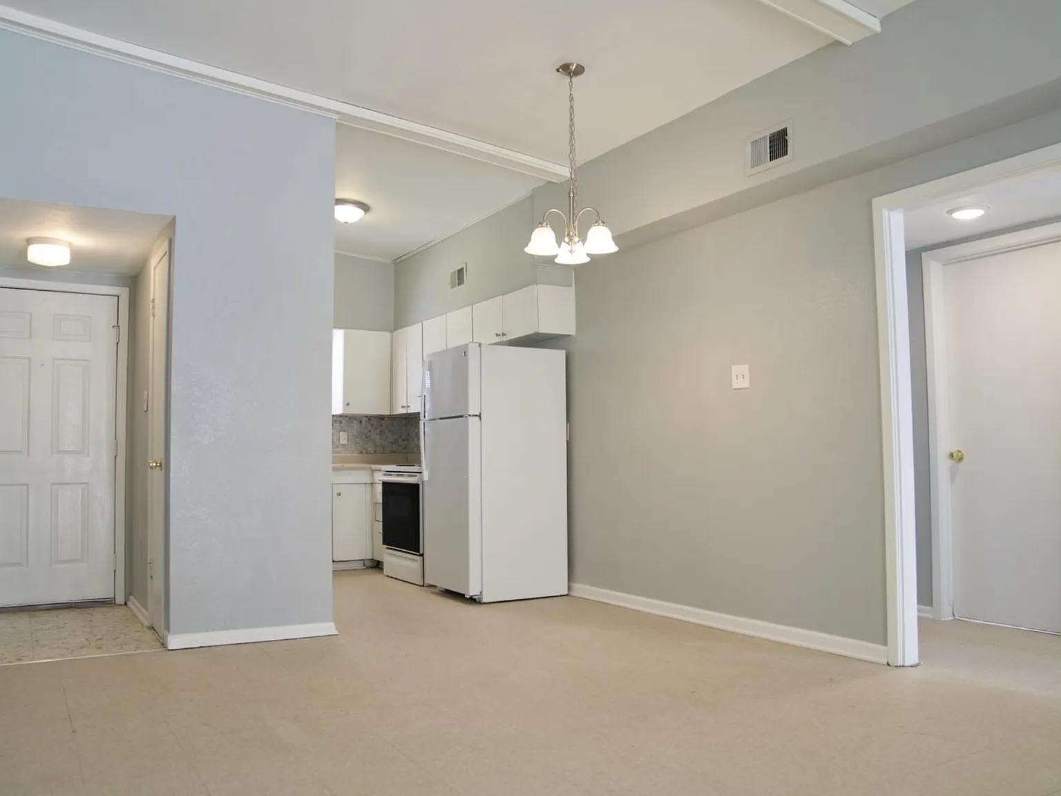 2 bed, 855 sqft, $910 — Photo 4