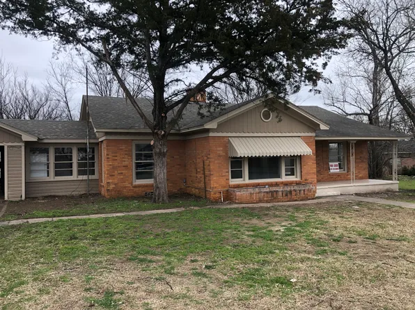 310 N Wickham St, Alvord, TX 76225