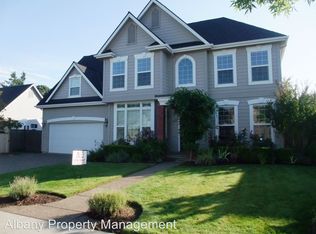 2101 NW Violet Ave, Albany, OR 97321
