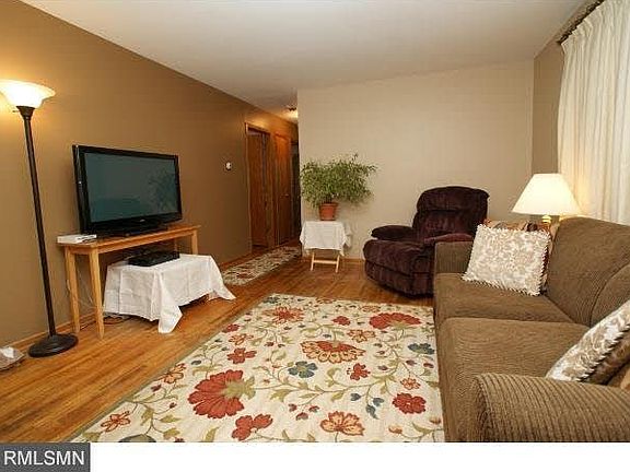 5th image of 2020 Kennard Street