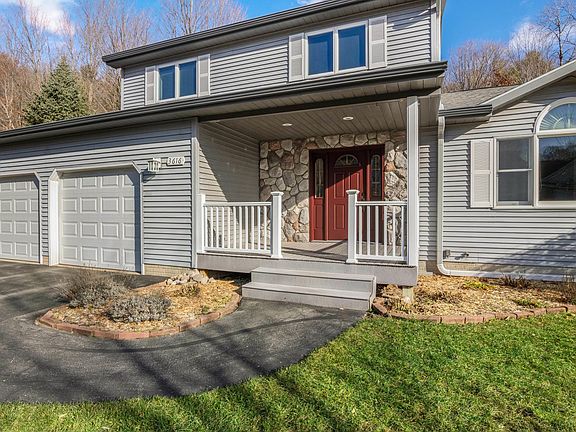 3rd image of 3616 Woodside Dr
