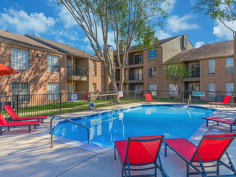 Coventry Park Apartments — Photo 23