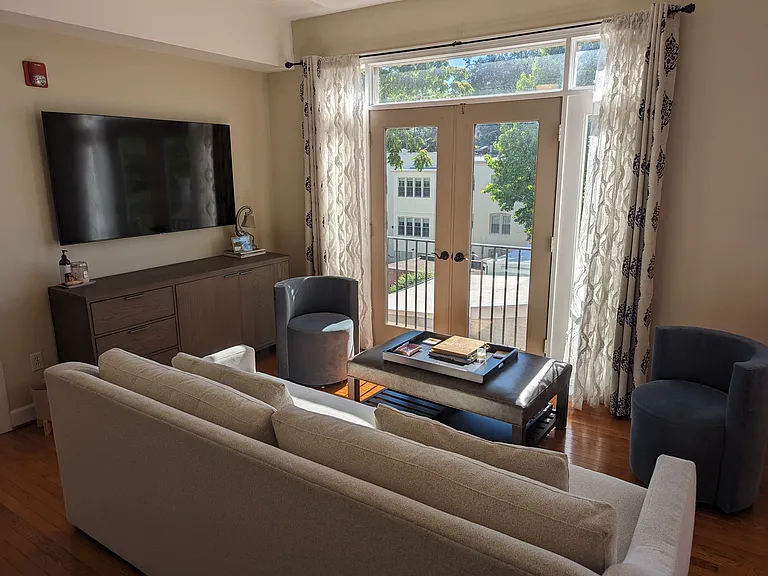 2902 Porter St NW #45 — Photo 2