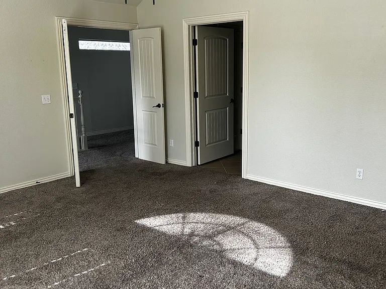 533 Rupple Rd — Photo 23