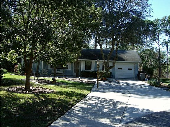 3rd image of 319 Skye Ct