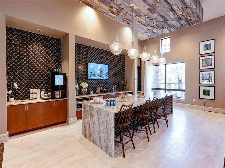 The Pointe at Valley Ranch Town Center — Photo 27