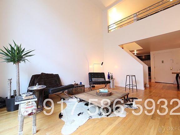 3rd image of 71 Scholes St APT 2B