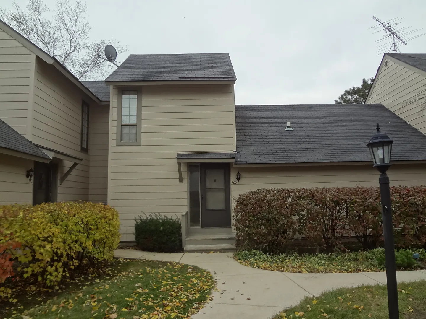 708 Colby Ct photo 1