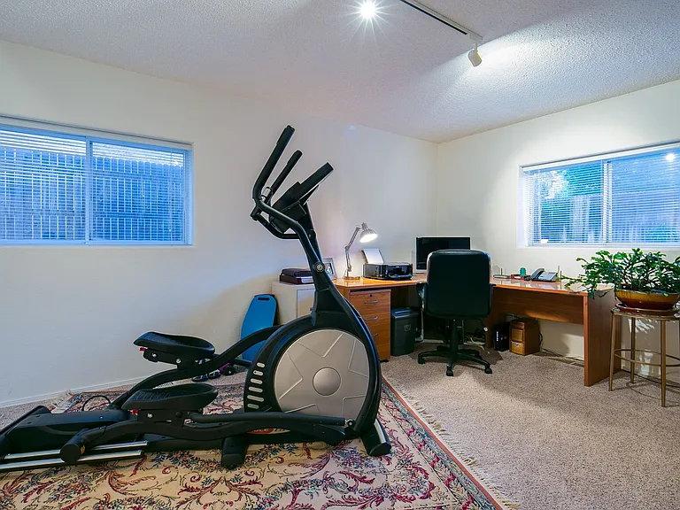 12822 Bellaire St — Photo 27