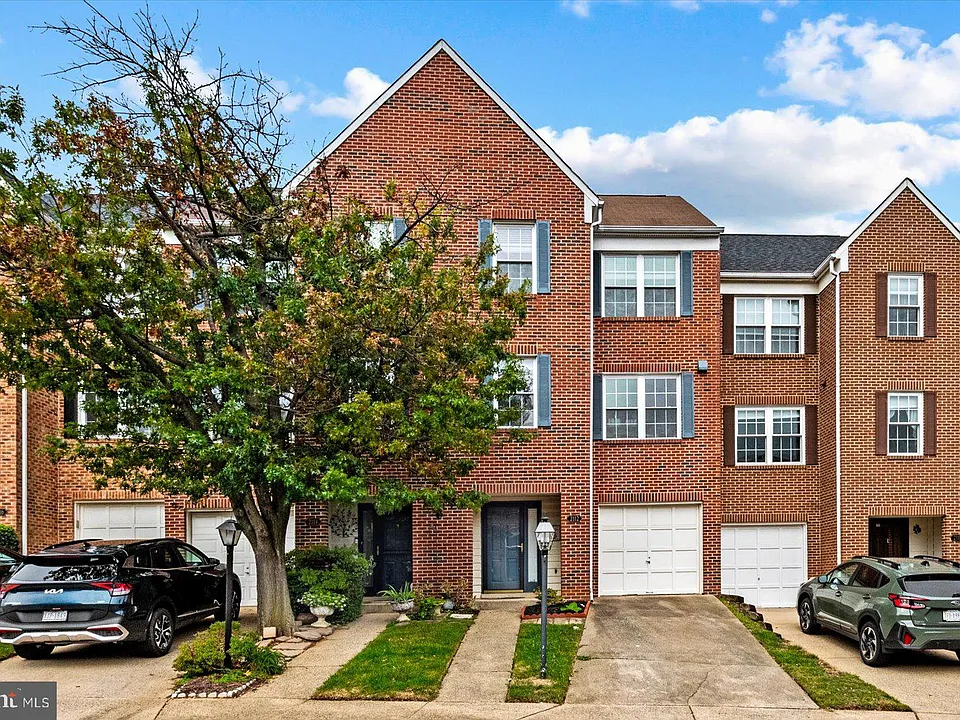 2112 Hutchison Grove Ct