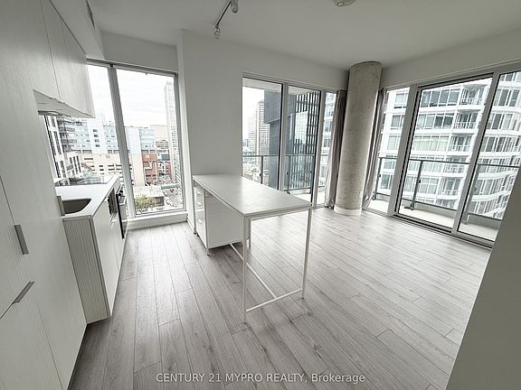 2nd image of 77 Shuter St #2313