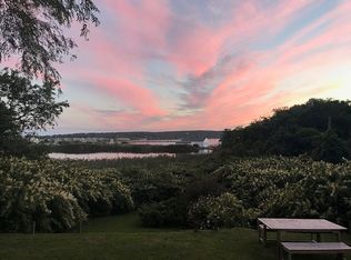 128 Tuthill Rd, Montauk, NY 11954