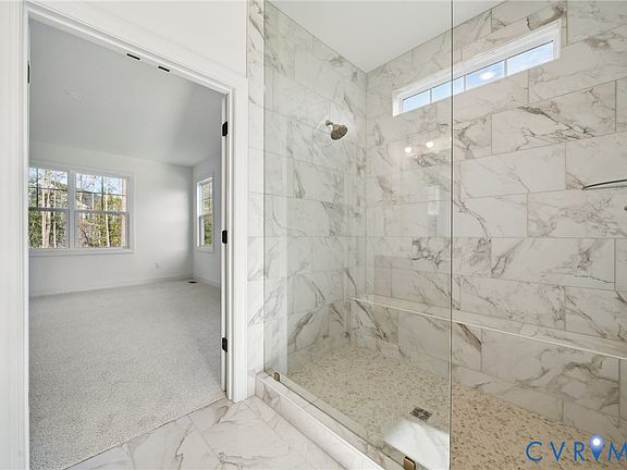 4th image of 4517 N Waterside Dr