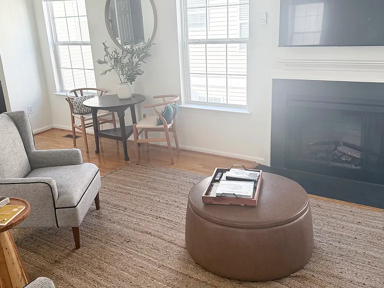 1522 Parks Ave — Photo 6