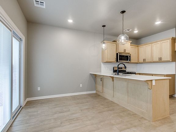 5th image of 10601 NW 23rd St #31