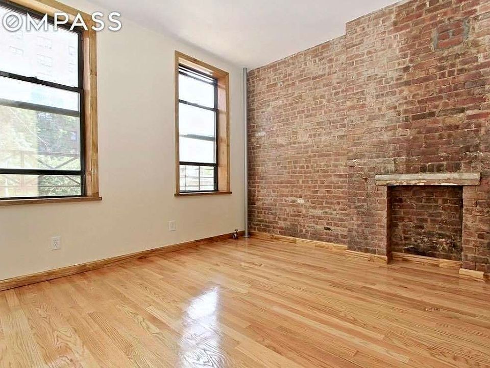 1st image of 97 Pitt St APT 5