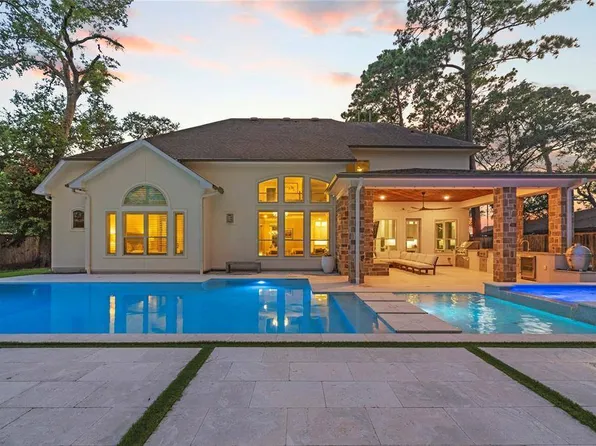 1502 Hillendahl Blvd, Houston, TX 77055