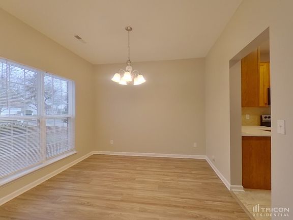 4th image of 1007 Brushy Fork Dr