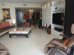 808 Brickell Key Dr APT 1508, Miami, FL 33131