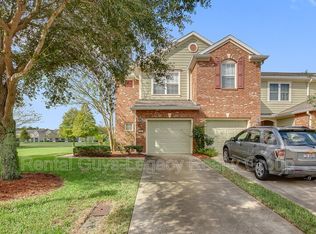 6986 Roundleaf Dr, Jacksonville, FL 32258