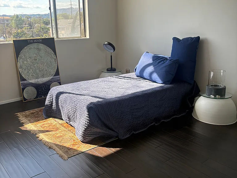434 N Lake St #5 — Photo 3