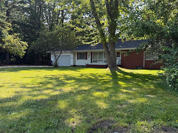 2nd image of 1968 Holton Rd
